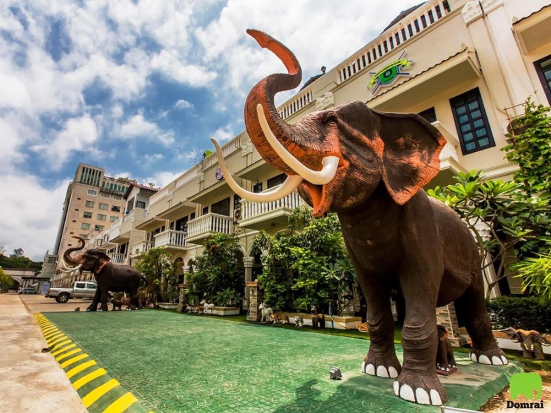 Domrai Boutique Hotel Sihanoukville Eksteriør bilde